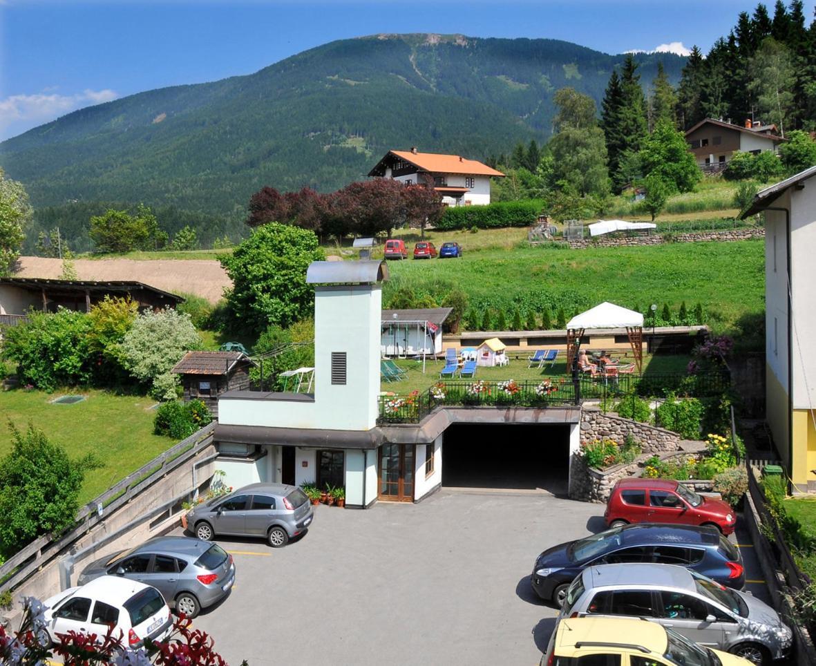 Hotel Italia Baselga di Pine Exterior photo